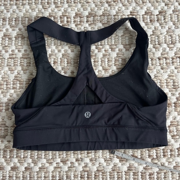 Lululemon Sports Bra Like New - Picture 2 of 2